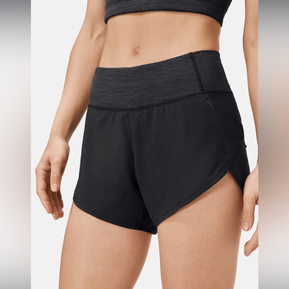 Outdoor Voices Hudson 4” Short